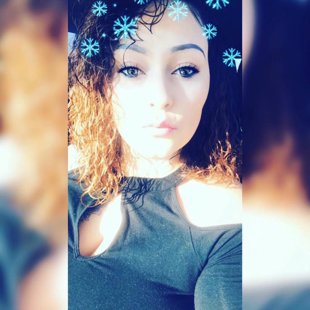 Meet your Posher, Lacey